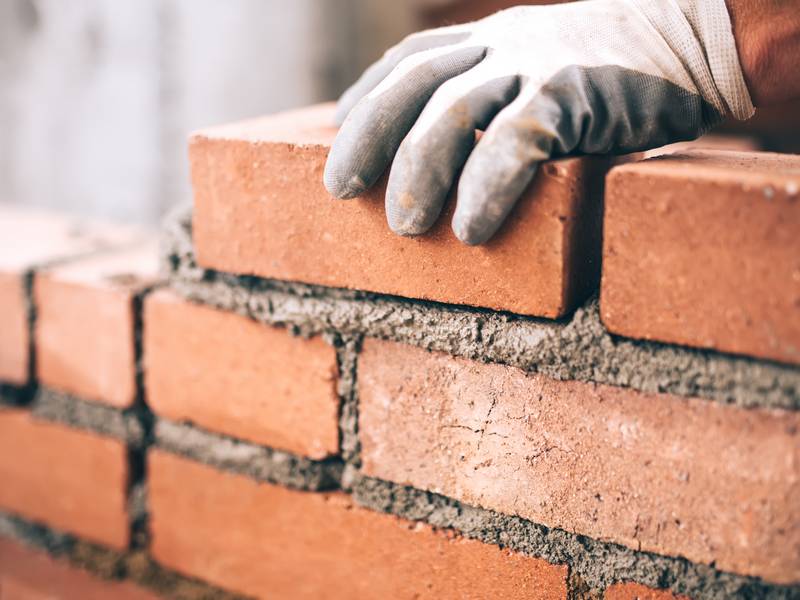 What Are the Benefits of Hiring Professionals For Brick Work?
