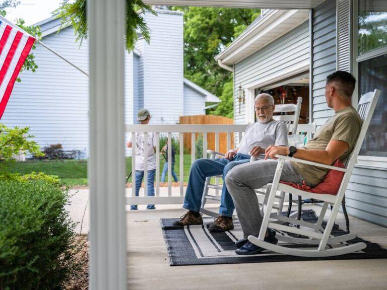What Are the Advantages of a Concrete Porch/Cement Porch?