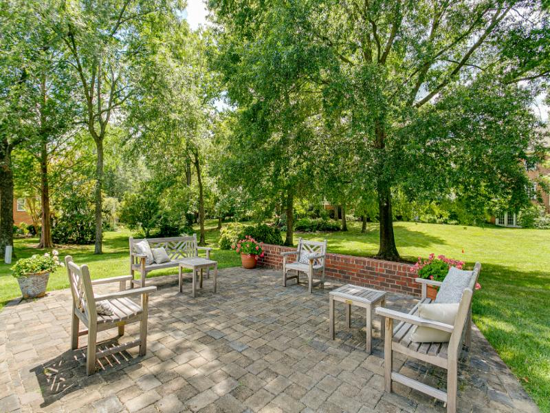 Do Concrete Outdoor Patios Last Longer Than Wood Decks and Pavers?