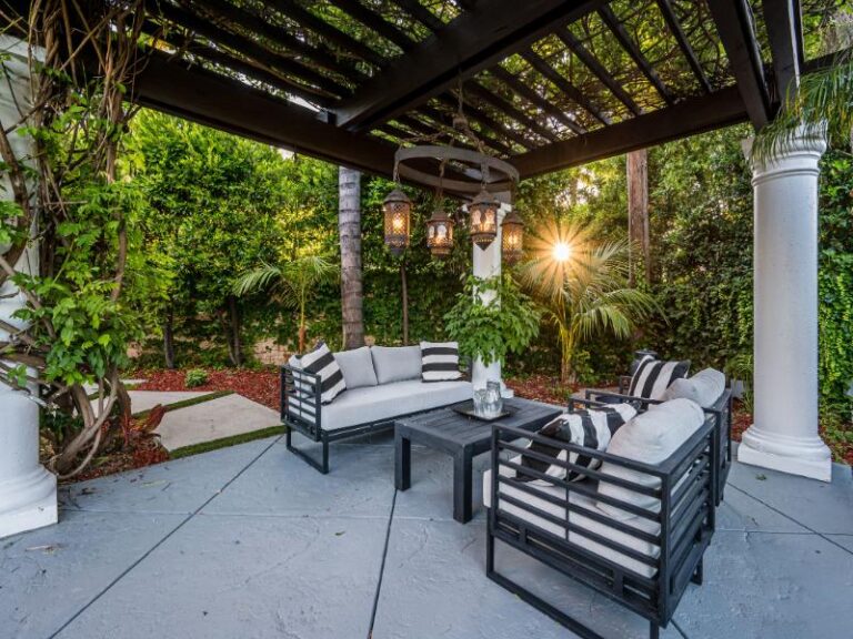 Your Concrete Patio Cost Depends on the Type of Outdoor Deck You Get